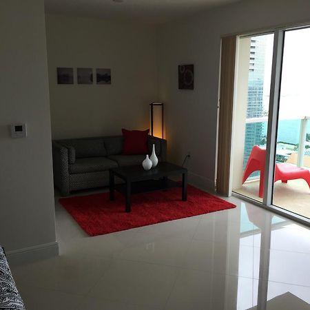 Lyx Suites At One Broadway In Brickell Miami Kültér fotó