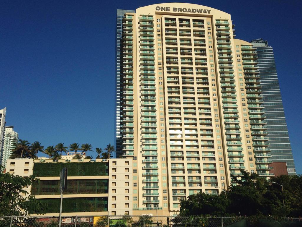 Lyx Suites At One Broadway In Brickell Miami Kültér fotó