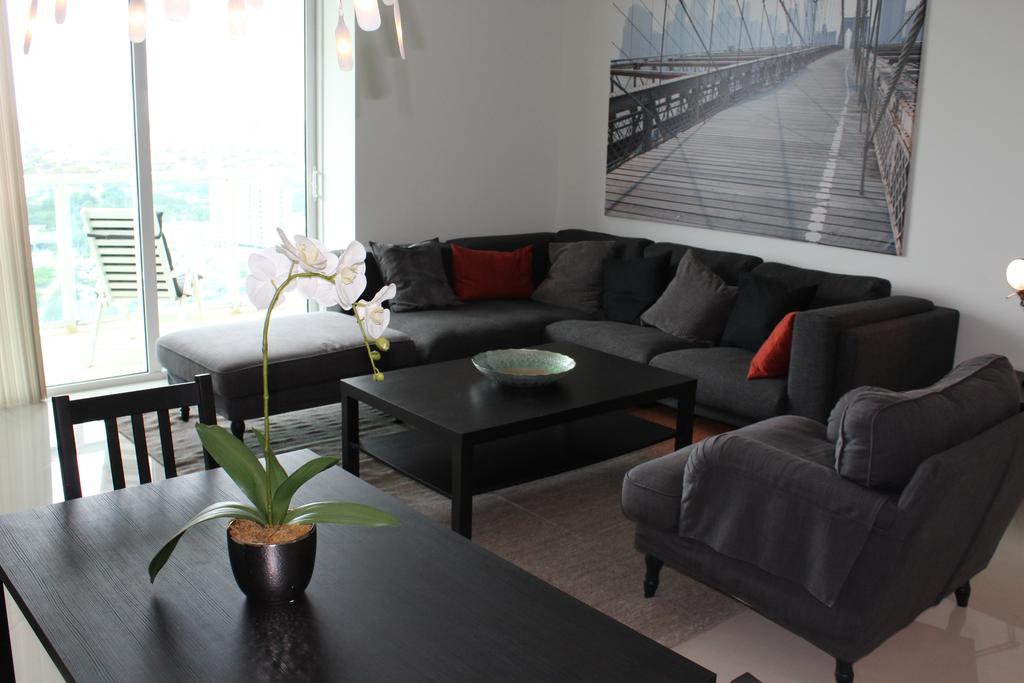 Lyx Suites At One Broadway In Brickell Miami Kültér fotó