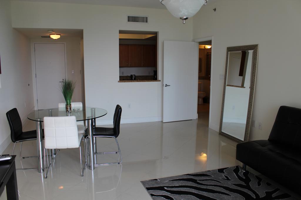 Lyx Suites At One Broadway In Brickell Miami Szoba fotó