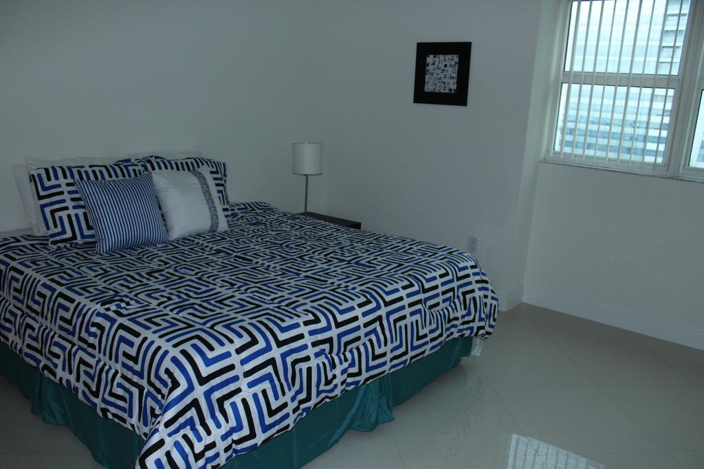 Lyx Suites At One Broadway In Brickell Miami Szoba fotó