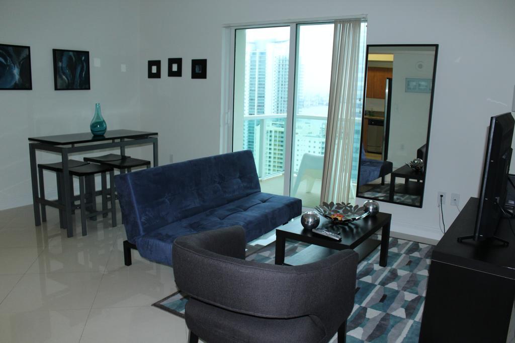 Lyx Suites At One Broadway In Brickell Miami Kültér fotó
