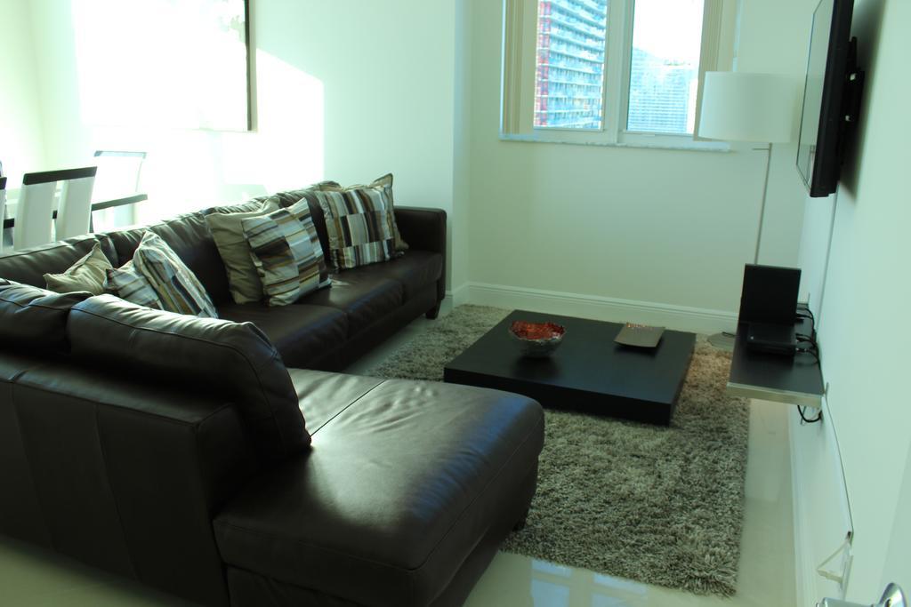 Lyx Suites At One Broadway In Brickell Miami Kültér fotó