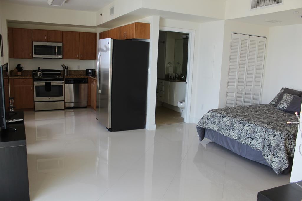 Lyx Suites At One Broadway In Brickell Miami Kültér fotó